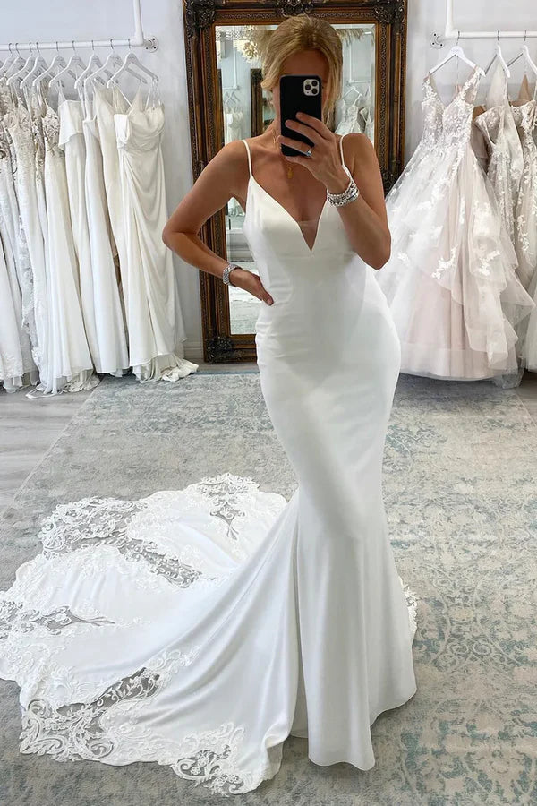 Simple Elegant Mermaid V Neck Long Wedding Dresses with Appliques VL24102009