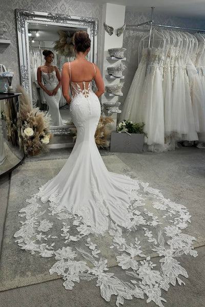 Elegant Mermaid Scoop Neck Long Wedding Dress with Appliques VL25010206