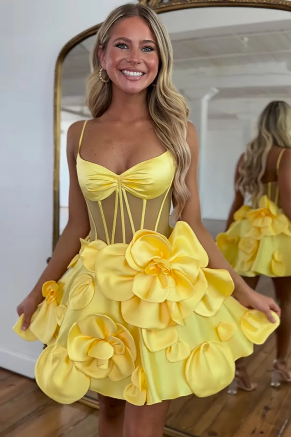 A-Line Sweetheart Flowers Yellow Satin Short Homecoming Dresses VL24071808