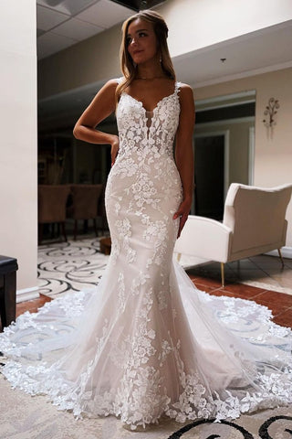 Elegant Mermaid V Neck Lace Beach Wedding Dresses with Appliques VL24102003